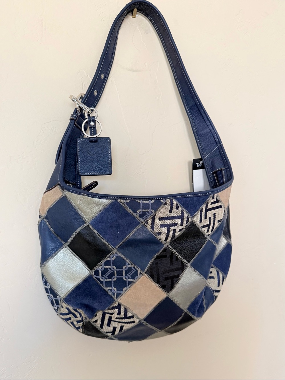 Tignanello genuine leather patchwork hobo shoulder bag in a beautiful mix of nav - Picture 3 of 14